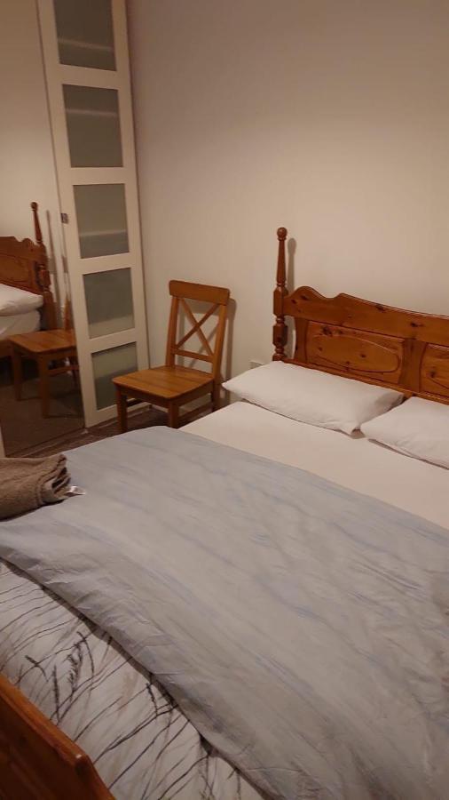 1St Gold Accommodation Isleworth Esterno foto